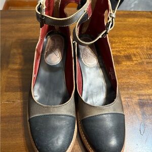 Freebird Marilyn Black/GrayTaupe Flats